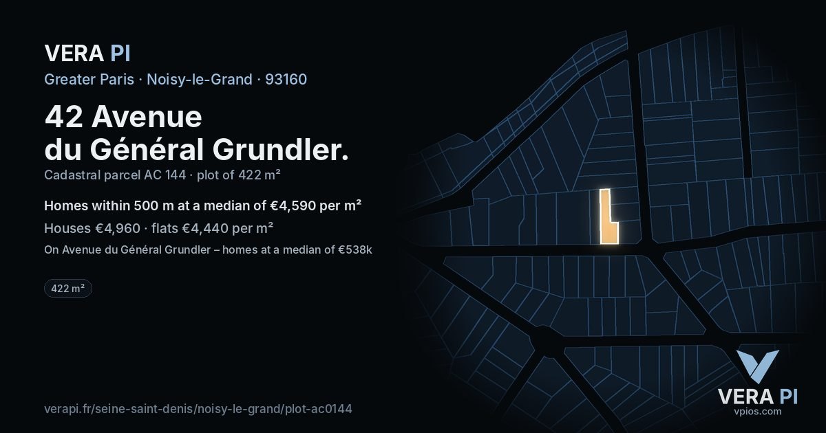 42 Avenue du Général Grundler, Noisy-le-Grand at night – the plot lit, the parcels around coloured by the prices near them