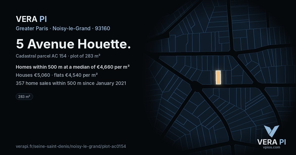 5 Avenue Houette, Noisy-le-Grand at night – the plot lit, the parcels around coloured by the prices near them