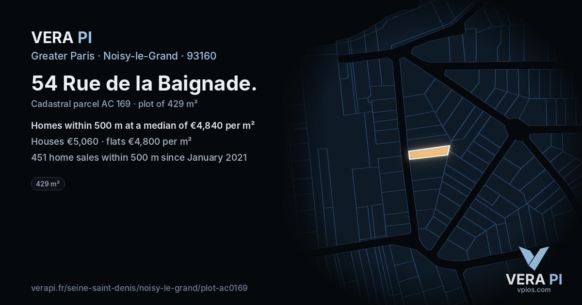 54 Rue de la Baignade, Noisy-le-Grand at night – the plot lit, the parcels around coloured by the prices near them