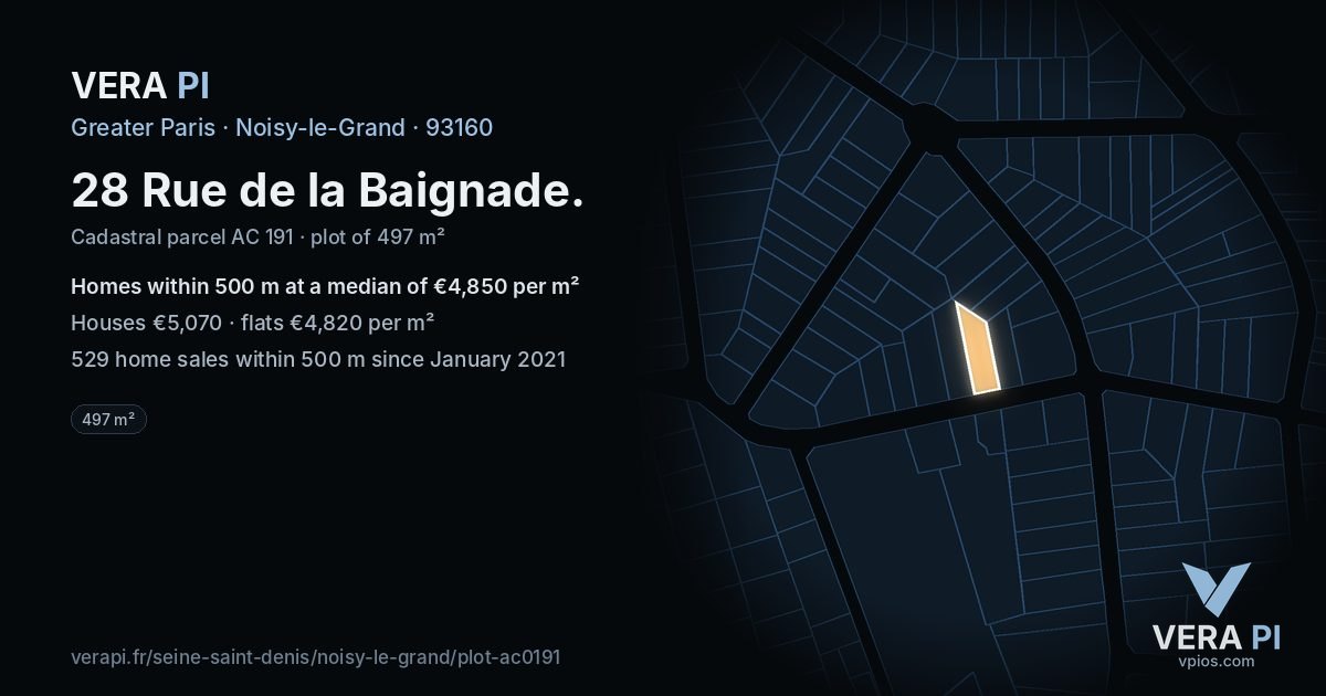 28 Rue de la Baignade, Noisy-le-Grand at night – the plot lit, the parcels around coloured by the prices near them