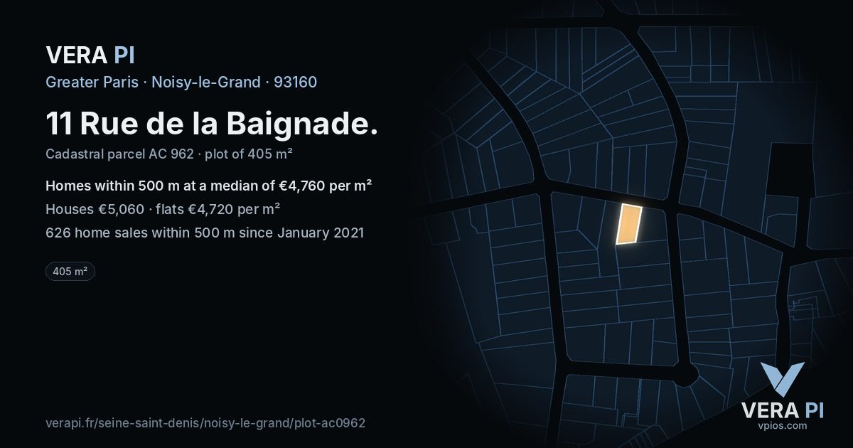11 Rue de la Baignade, Noisy-le-Grand at night – the plot lit, the parcels around coloured by the prices near them