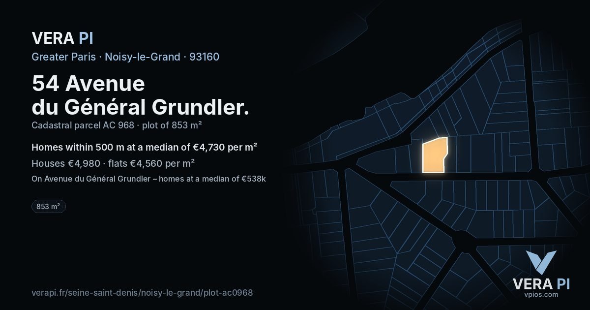 54 Avenue du Général Grundler, Noisy-le-Grand at night – the plot lit, the parcels around coloured by the prices near them