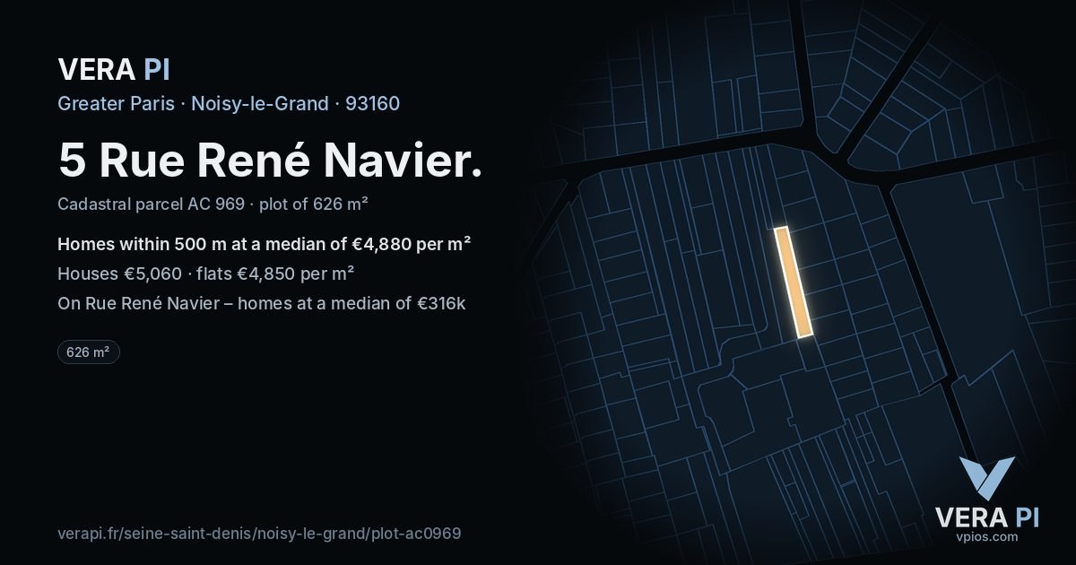5 Rue René Navier, Noisy-le-Grand at night – the plot lit, the parcels around coloured by the prices near them