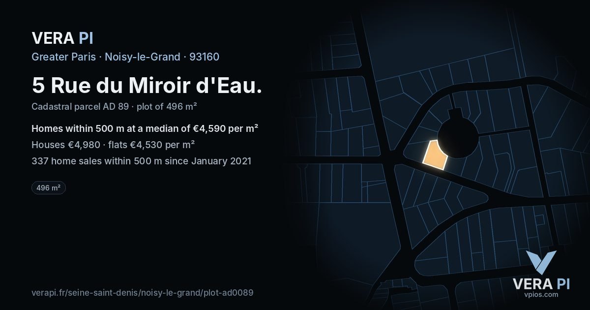 5 Rue du Miroir d'Eau, Noisy-le-Grand at night – the plot lit, the parcels around coloured by the prices near them