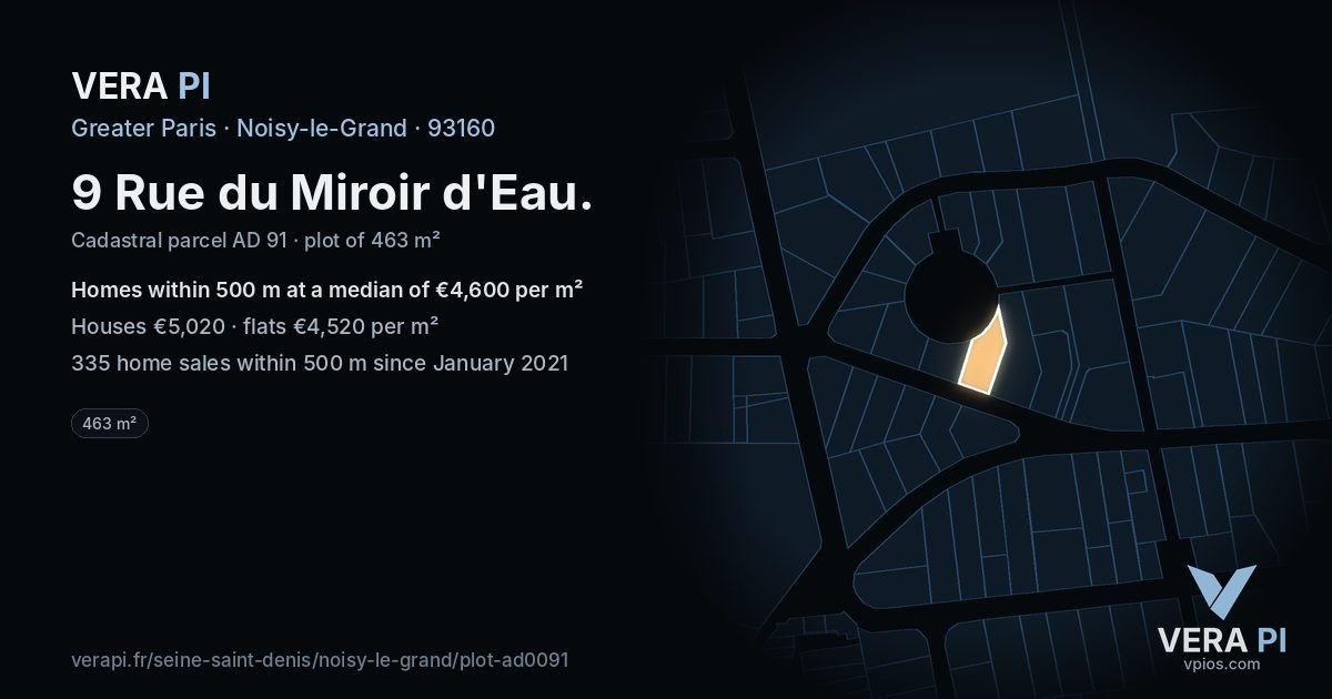9 Rue du Miroir d'Eau, Noisy-le-Grand at night – the plot lit, the parcels around coloured by the prices near them