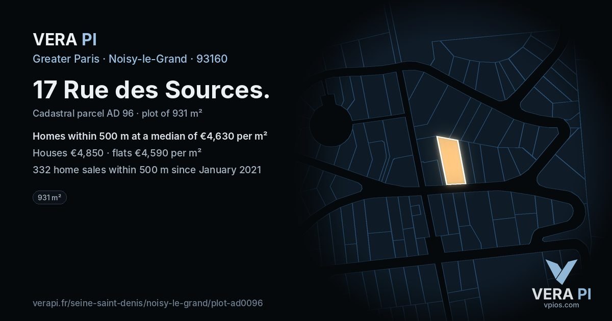 17 Rue des Sources, Noisy-le-Grand at night – the plot lit, the parcels around coloured by the prices near them