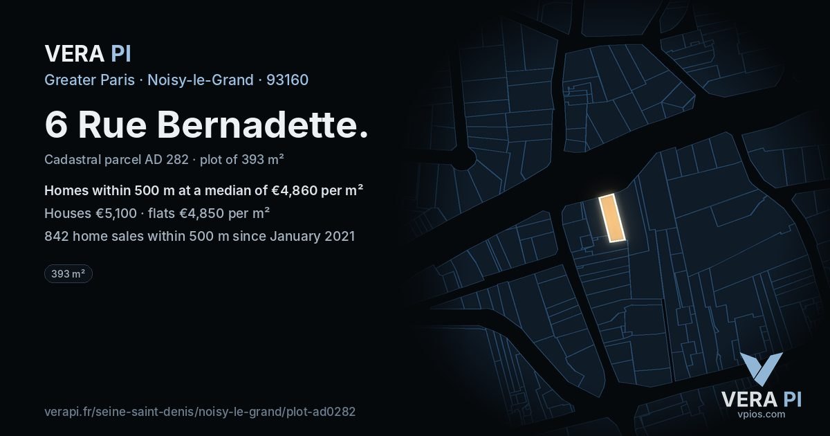6 Rue Bernadette, Noisy-le-Grand at night – the plot lit, the parcels around coloured by the prices near them