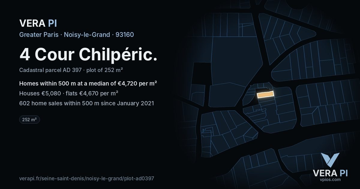 4 Cour Chilpéric, Noisy-le-Grand at night – the plot lit, the parcels around coloured by the prices near them