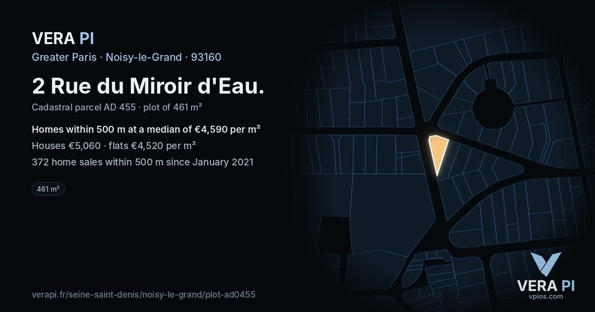 2 Rue du Miroir d'Eau, Noisy-le-Grand at night – the plot lit, the parcels around coloured by the prices near them