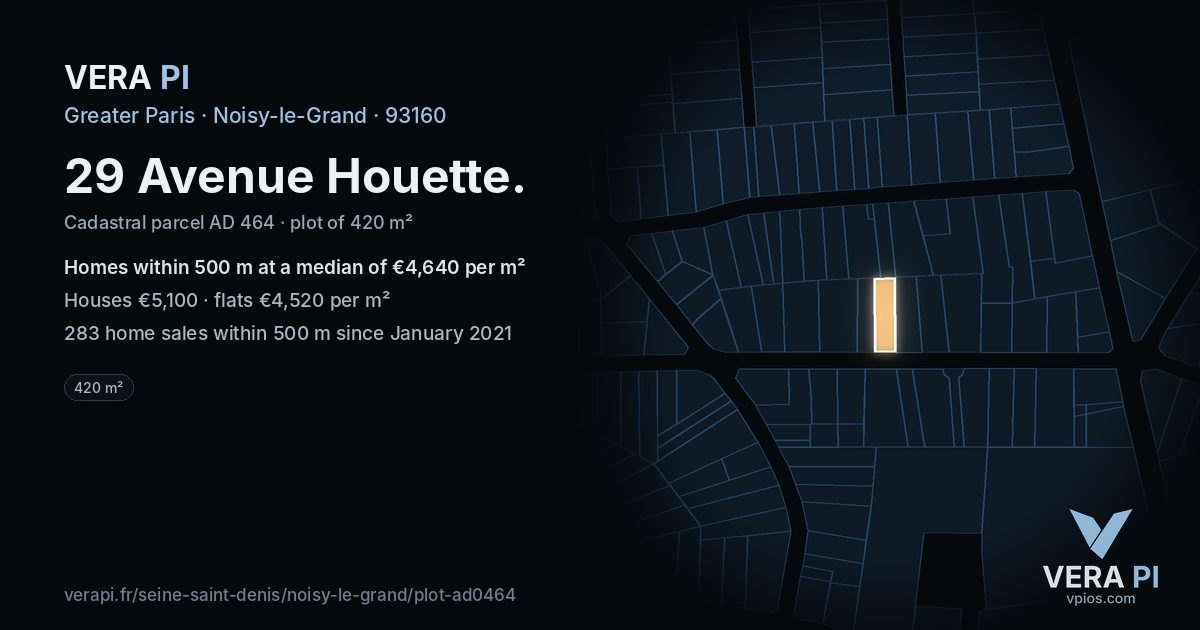 29 Avenue Houette, Noisy-le-Grand at night – the plot lit, the parcels around coloured by the prices near them
