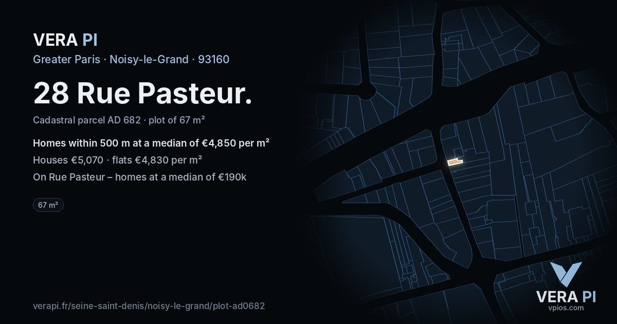 28 Rue Pasteur, Noisy-le-Grand at night – the plot lit, the parcels around coloured by the prices near them