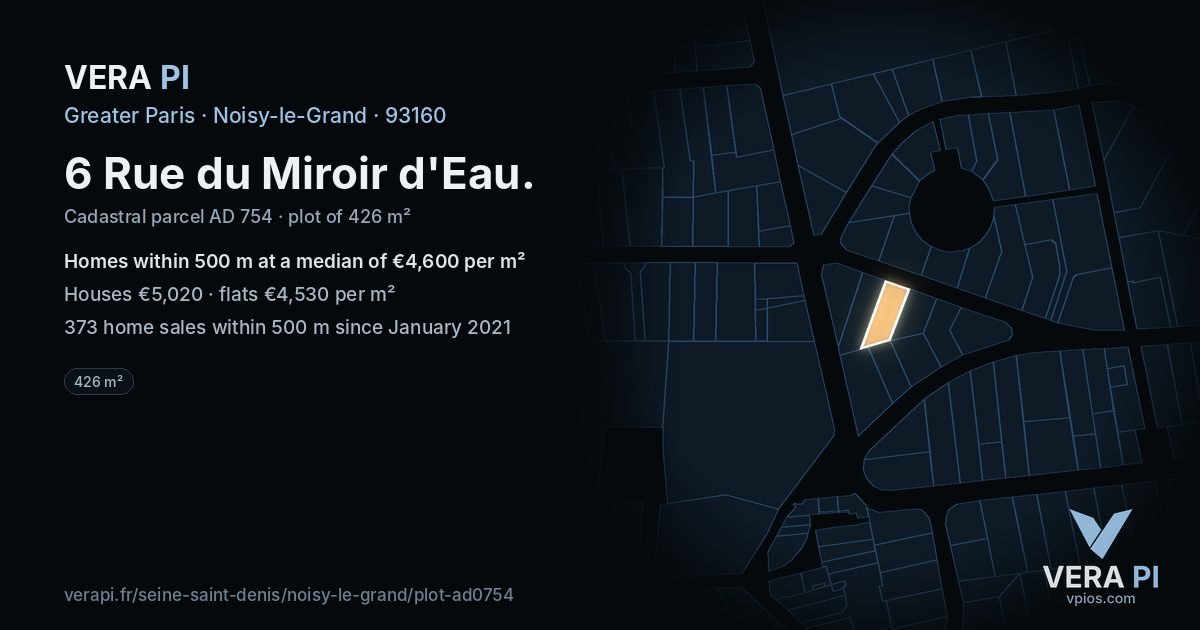 6 Rue du Miroir d'Eau, Noisy-le-Grand at night – the plot lit, the parcels around coloured by the prices near them