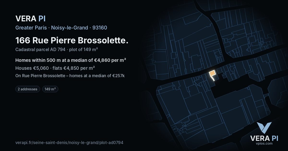 166 Rue Pierre Brossolette, Noisy-le-Grand at night – the plot lit, the parcels around coloured by the prices near them