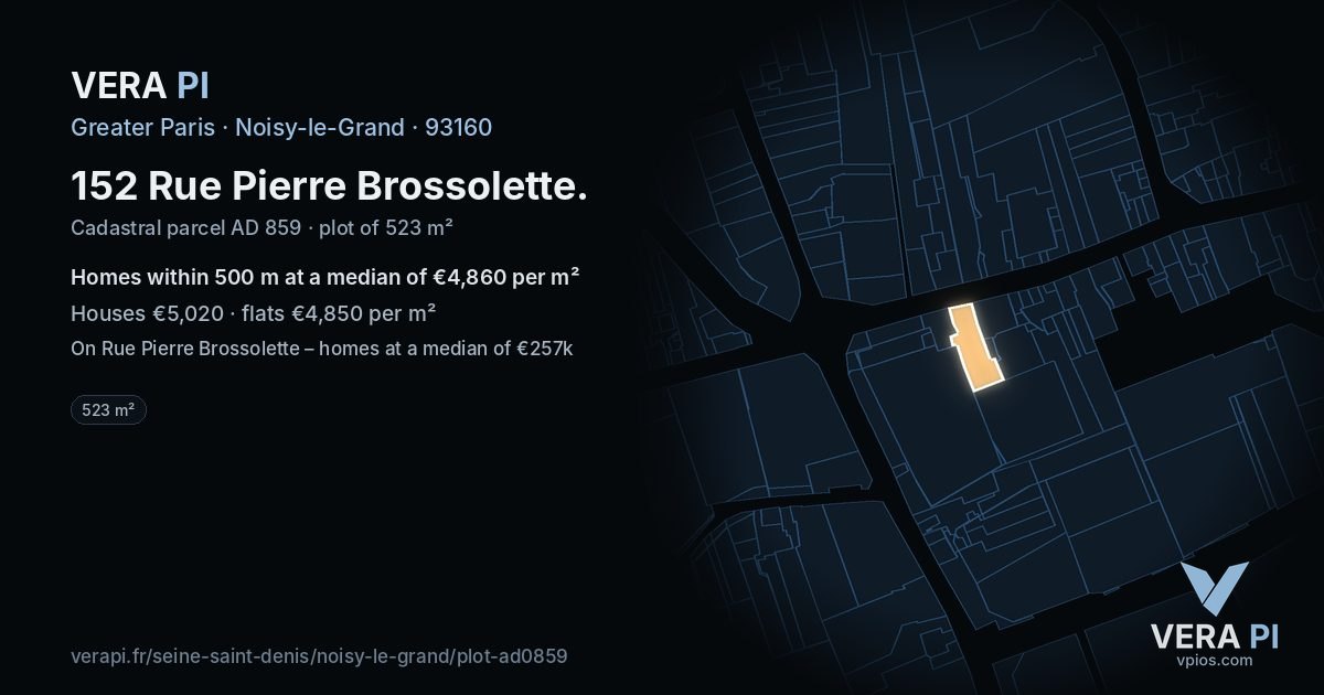 152 Rue Pierre Brossolette, Noisy-le-Grand at night – the plot lit, the parcels around coloured by the prices near them
