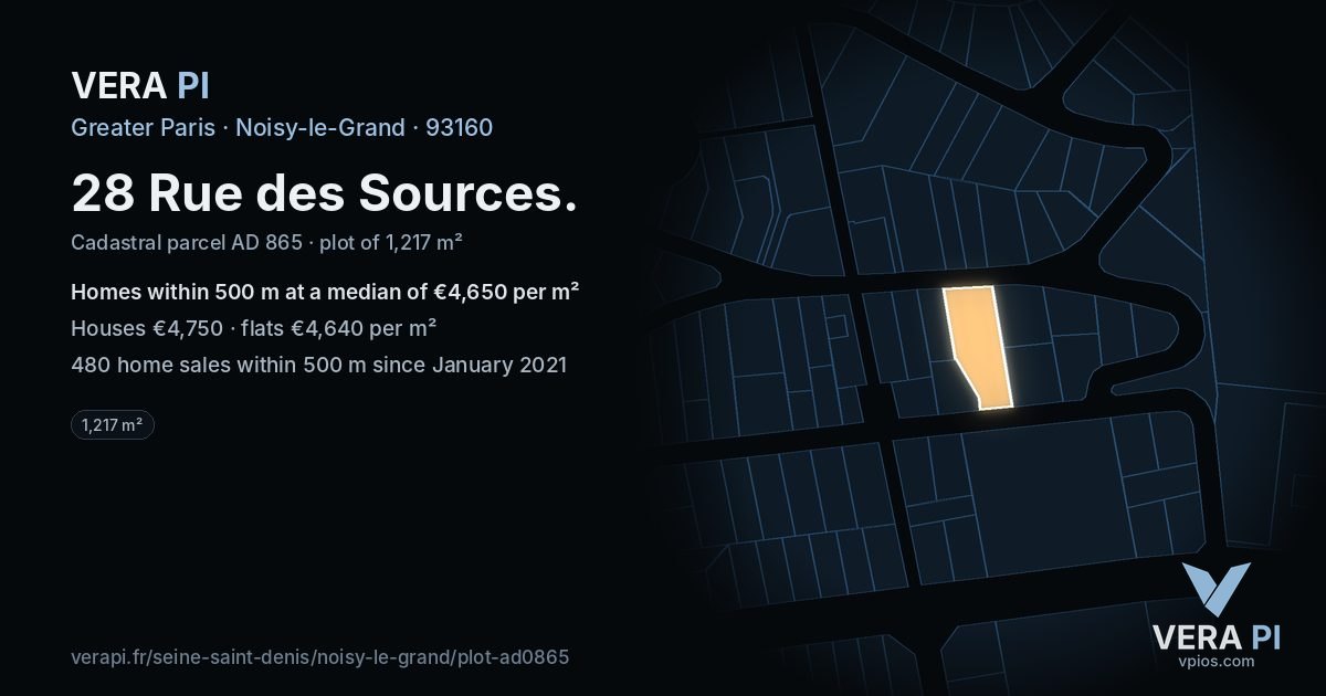 28 Rue des Sources, Noisy-le-Grand at night – the plot lit, the parcels around coloured by the prices near them