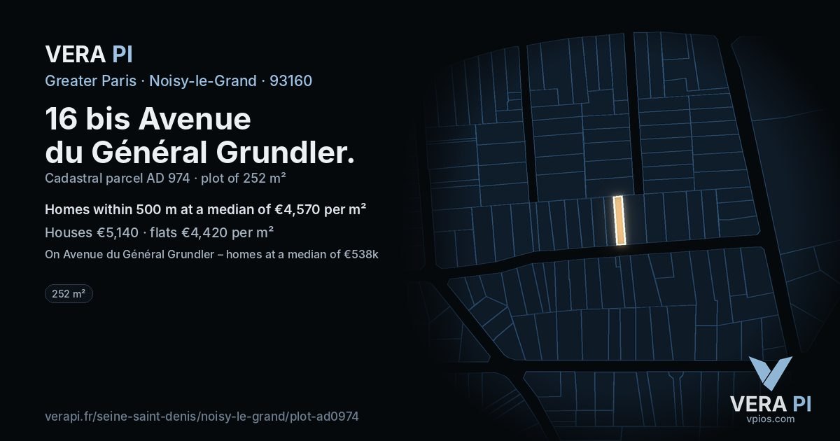 16 bis Avenue du Général Grundler, Noisy-le-Grand at night – the plot lit, the parcels around coloured by the prices near them