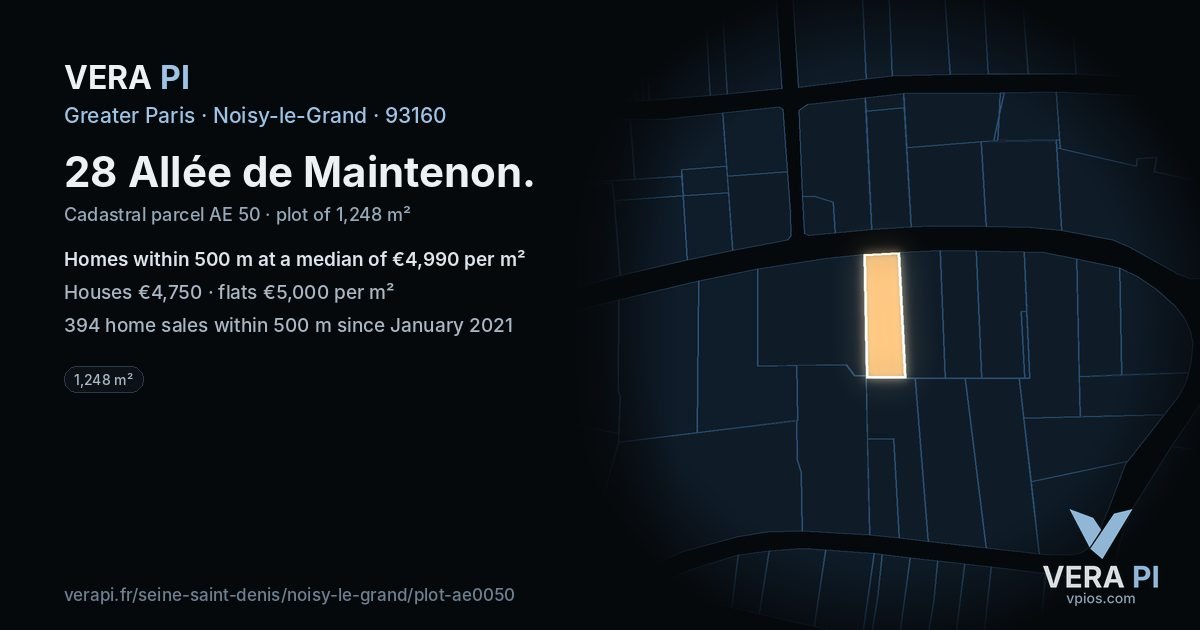28 Allée de Maintenon, Noisy-le-Grand at night – the plot lit, the parcels around coloured by the prices near them