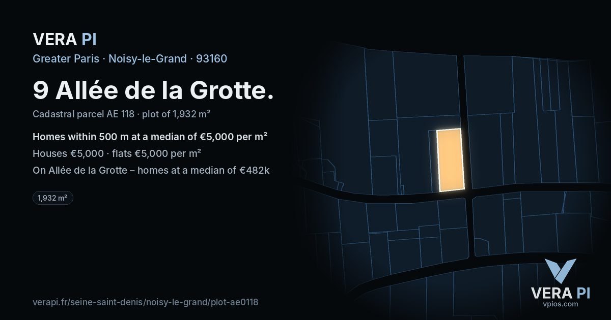 9 Allée de la Grotte, Noisy-le-Grand at night – the plot lit, the parcels around coloured by the prices near them