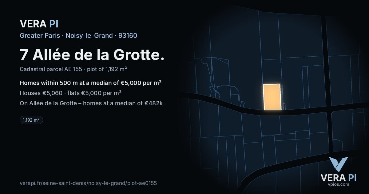 7 Allée de la Grotte, Noisy-le-Grand at night – the plot lit, the parcels around coloured by the prices near them