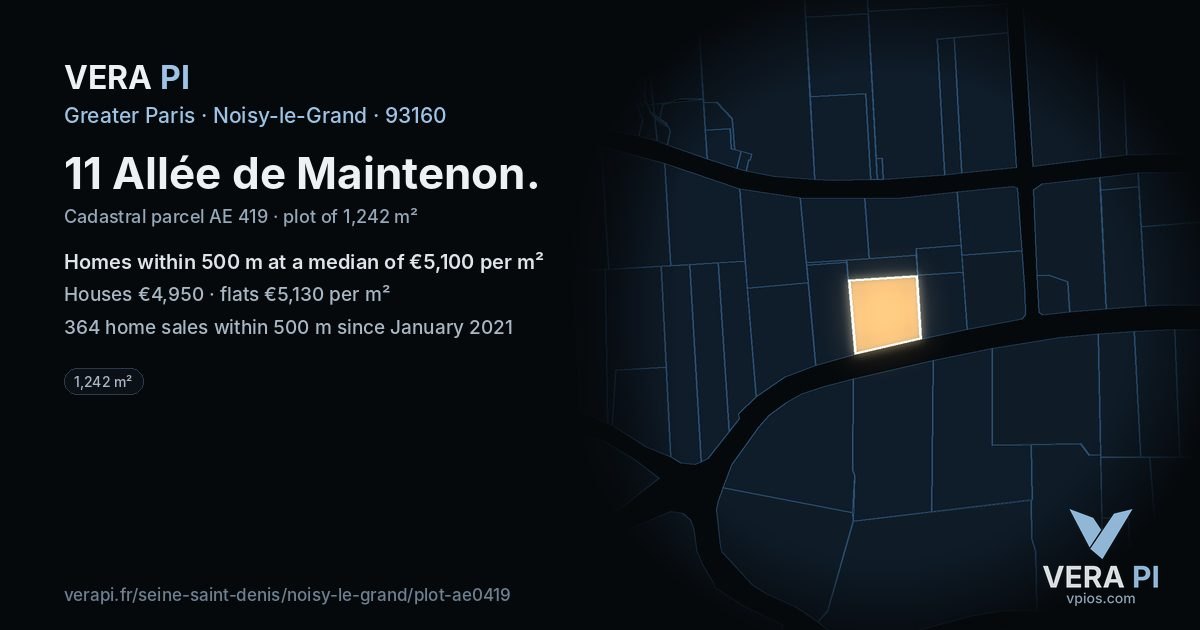 11 Allée de Maintenon, Noisy-le-Grand at night – the plot lit, the parcels around coloured by the prices near them
