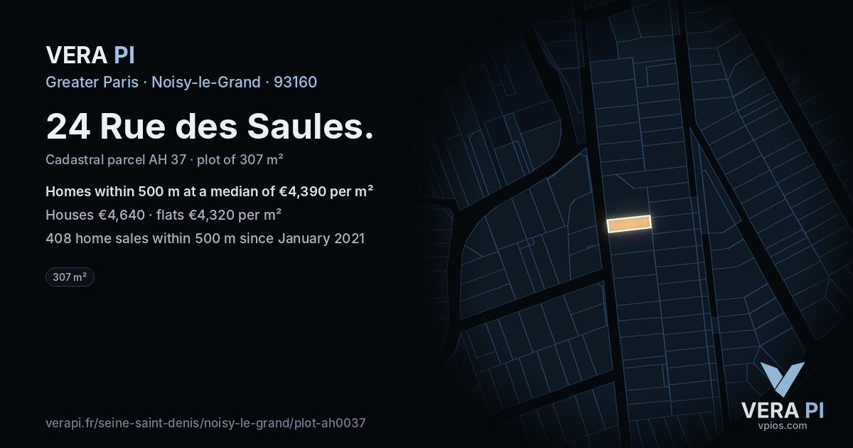 24 Rue des Saules, Noisy-le-Grand at night – the plot lit, the parcels around coloured by the prices near them
