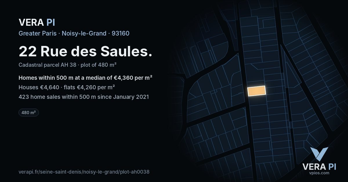 22 Rue des Saules, Noisy-le-Grand at night – the plot lit, the parcels around coloured by the prices near them