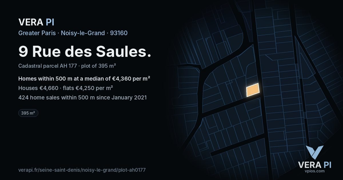 9 Rue des Saules, Noisy-le-Grand at night – the plot lit, the parcels around coloured by the prices near them