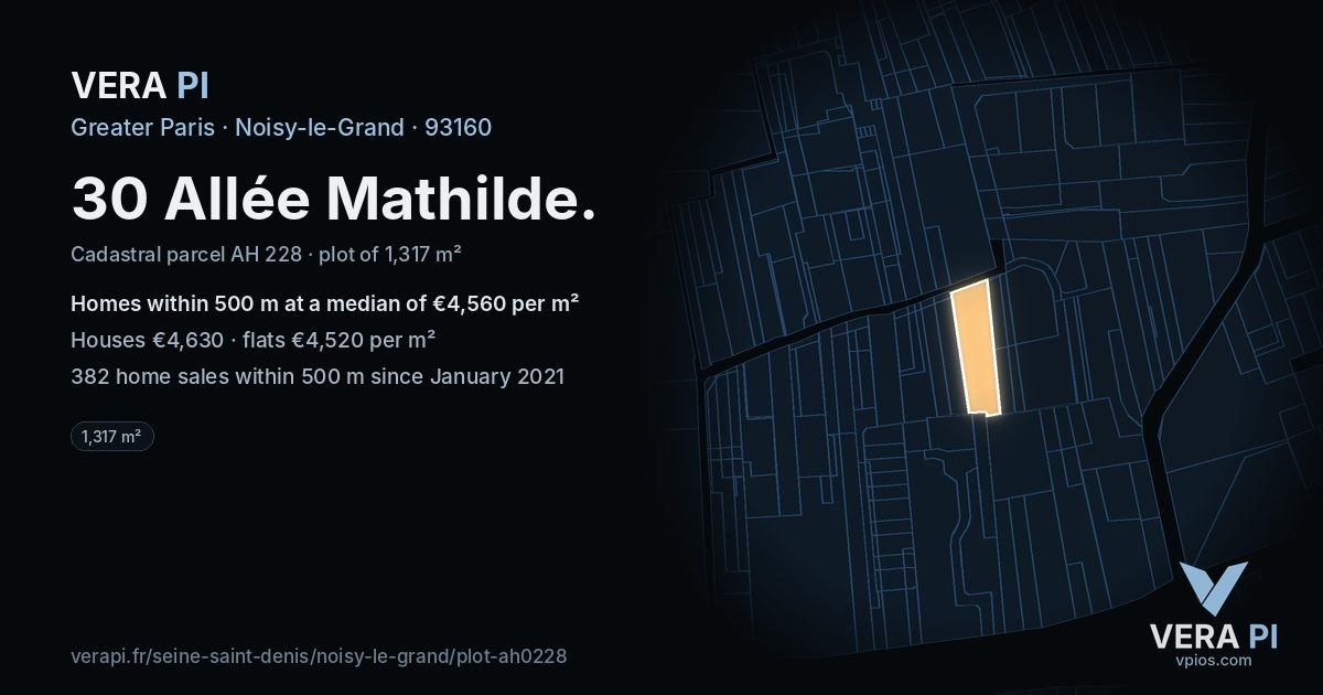 30 Allée Mathilde, Noisy-le-Grand at night – the plot lit, the parcels around coloured by the prices near them