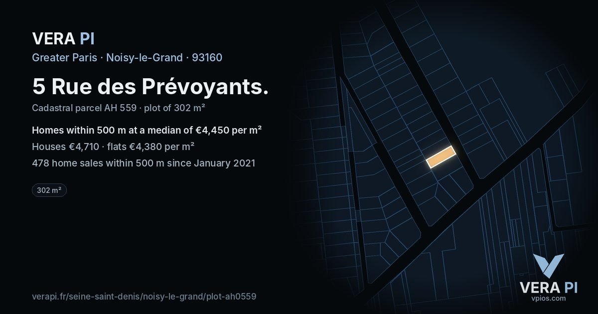 5 Rue des Prévoyants, Noisy-le-Grand at night – the plot lit, the parcels around coloured by the prices near them