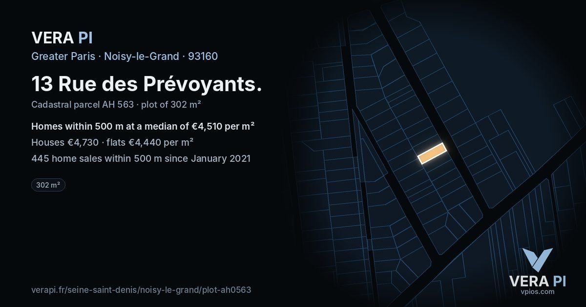 13 Rue des Prévoyants, Noisy-le-Grand at night – the plot lit, the parcels around coloured by the prices near them