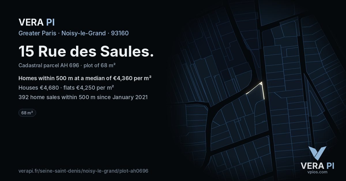 15 Rue des Saules, Noisy-le-Grand at night – the plot lit, the parcels around coloured by the prices near them