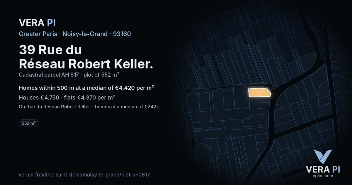 39 Rue du Réseau Robert Keller, Noisy-le-Grand at night – the plot lit, the parcels around coloured by the prices near them