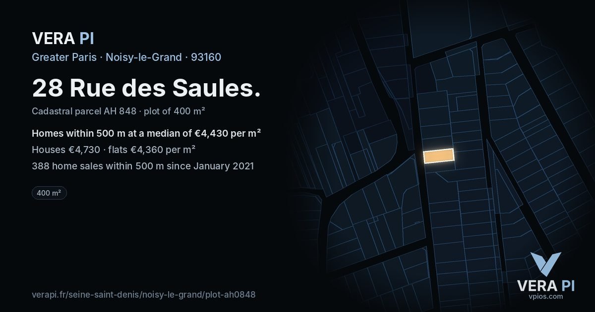 28 Rue des Saules, Noisy-le-Grand at night – the plot lit, the parcels around coloured by the prices near them