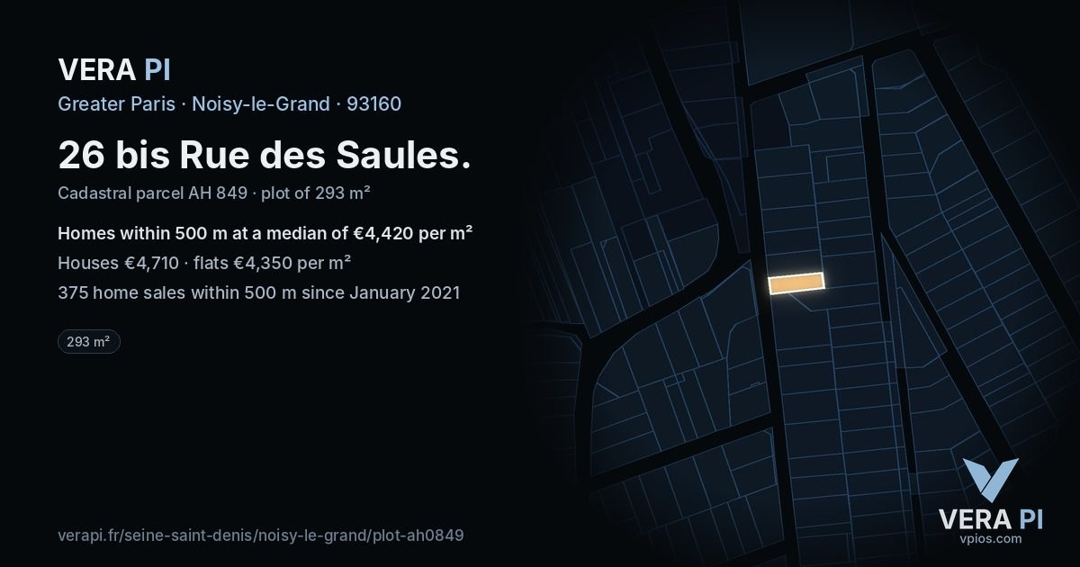 26 bis Rue des Saules, Noisy-le-Grand at night – the plot lit, the parcels around coloured by the prices near them