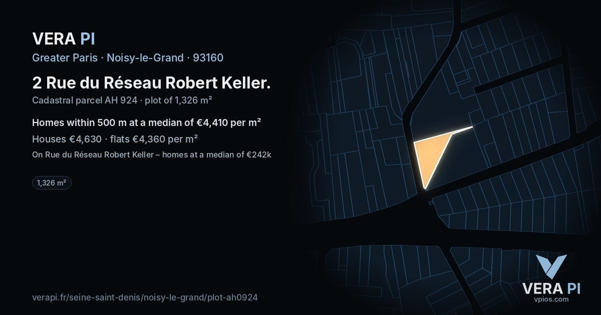 2 Rue du Réseau Robert Keller, Noisy-le-Grand at night – the plot lit, the parcels around coloured by the prices near them