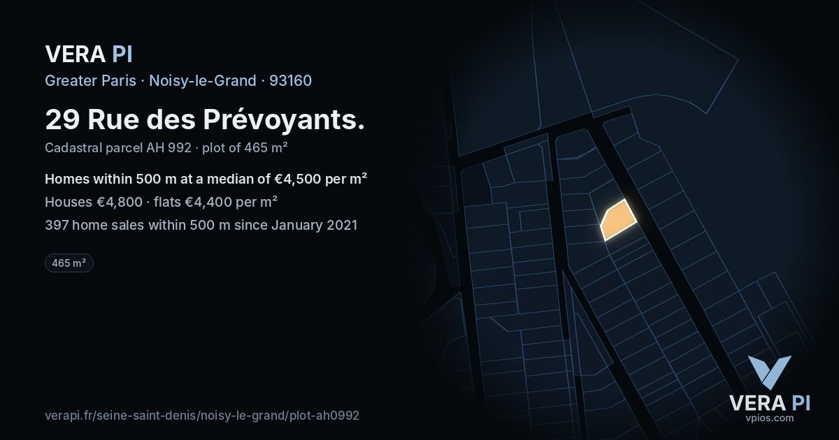 29 Rue des Prévoyants, Noisy-le-Grand at night – the plot lit, the parcels around coloured by the prices near them
