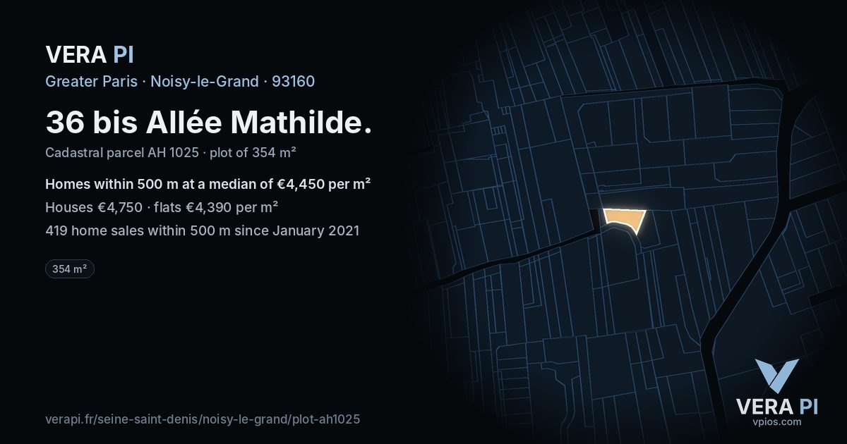 36 bis Allée Mathilde, Noisy-le-Grand at night – the plot lit, the parcels around coloured by the prices near them