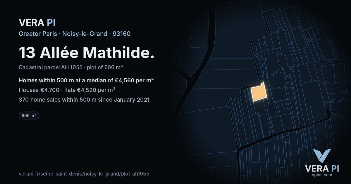13 Allée Mathilde, Noisy-le-Grand at night – the plot lit, the parcels around coloured by the prices near them