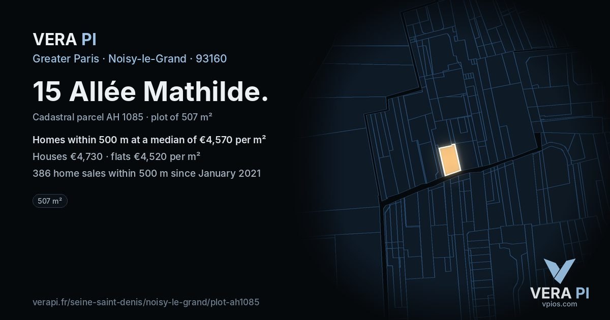 15 Allée Mathilde, Noisy-le-Grand at night – the plot lit, the parcels around coloured by the prices near them