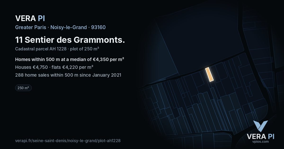 11 Sentier des Grammonts, Noisy-le-Grand at night – the plot lit, the parcels around coloured by the prices near them