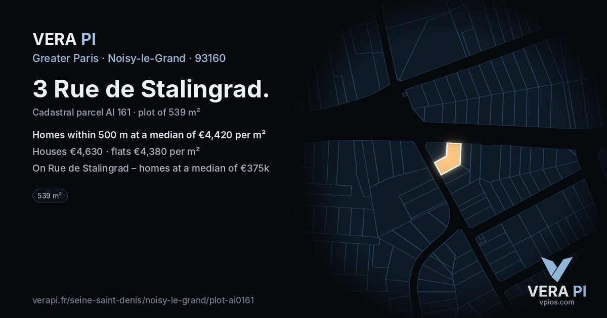 3 Rue de Stalingrad, Noisy-le-Grand at night – the plot lit, the parcels around coloured by the prices near them