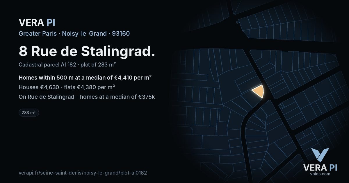 8 Rue de Stalingrad, Noisy-le-Grand at night – the plot lit, the parcels around coloured by the prices near them