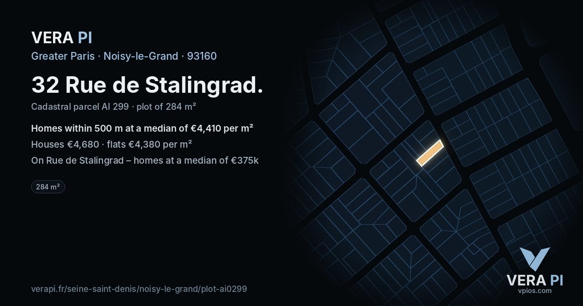 32 Rue de Stalingrad, Noisy-le-Grand at night – the plot lit, the parcels around coloured by the prices near them