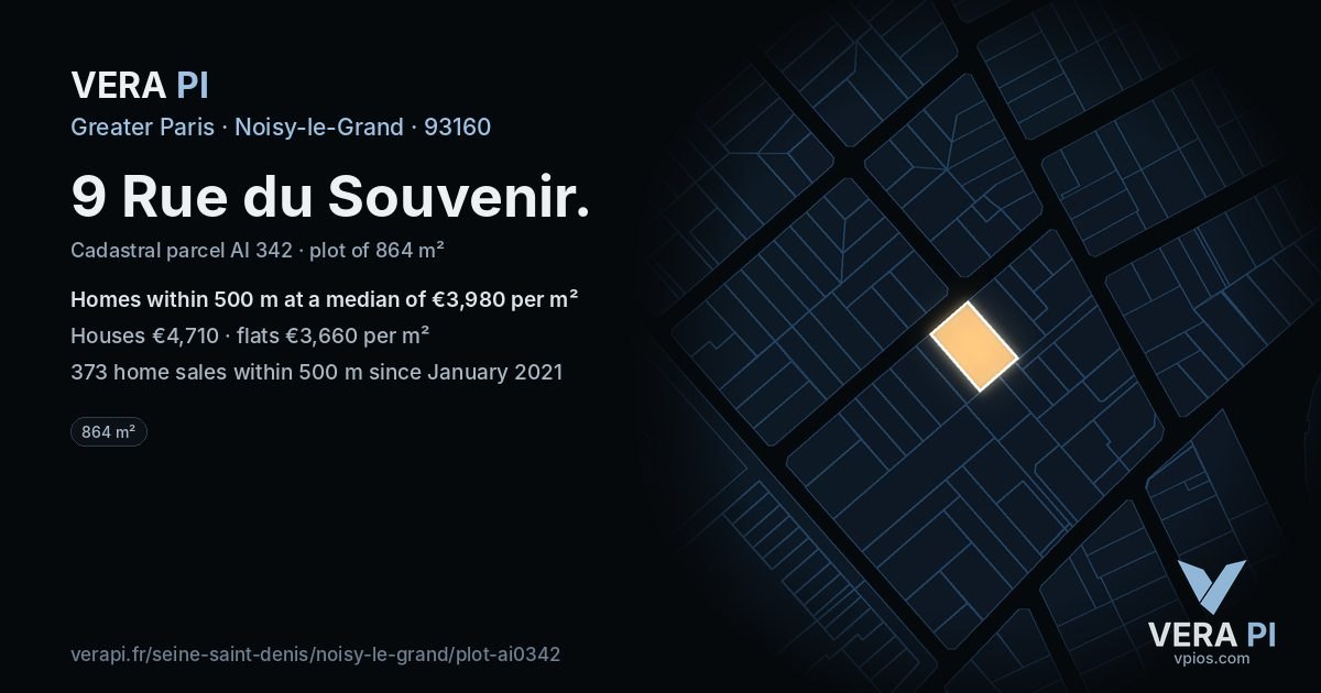 9 Rue du Souvenir, Noisy-le-Grand at night – the plot lit, the parcels around coloured by the prices near them