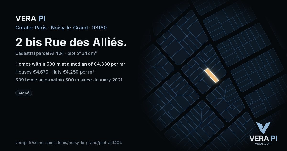 2 bis Rue des Alliés, Noisy-le-Grand at night – the plot lit, the parcels around coloured by the prices near them