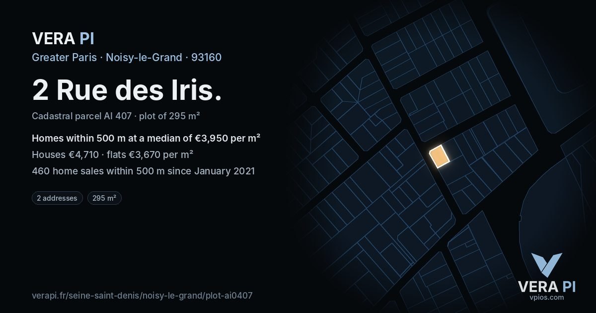 2 Rue des Iris, Noisy-le-Grand at night – the plot lit, the parcels around coloured by the prices near them