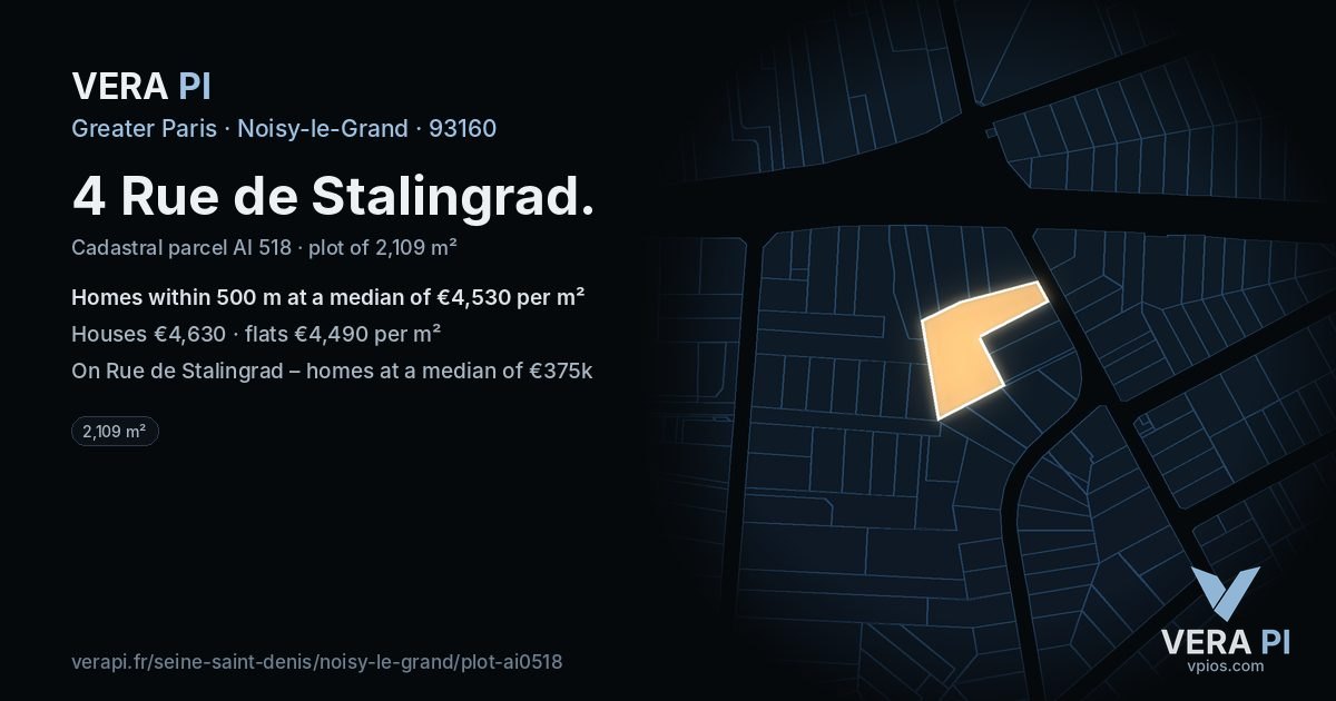 4 Rue de Stalingrad, Noisy-le-Grand at night – the plot lit, the parcels around coloured by the prices near them
