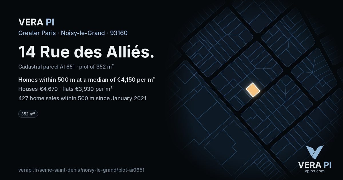 14 Rue des Alliés, Noisy-le-Grand at night – the plot lit, the parcels around coloured by the prices near them