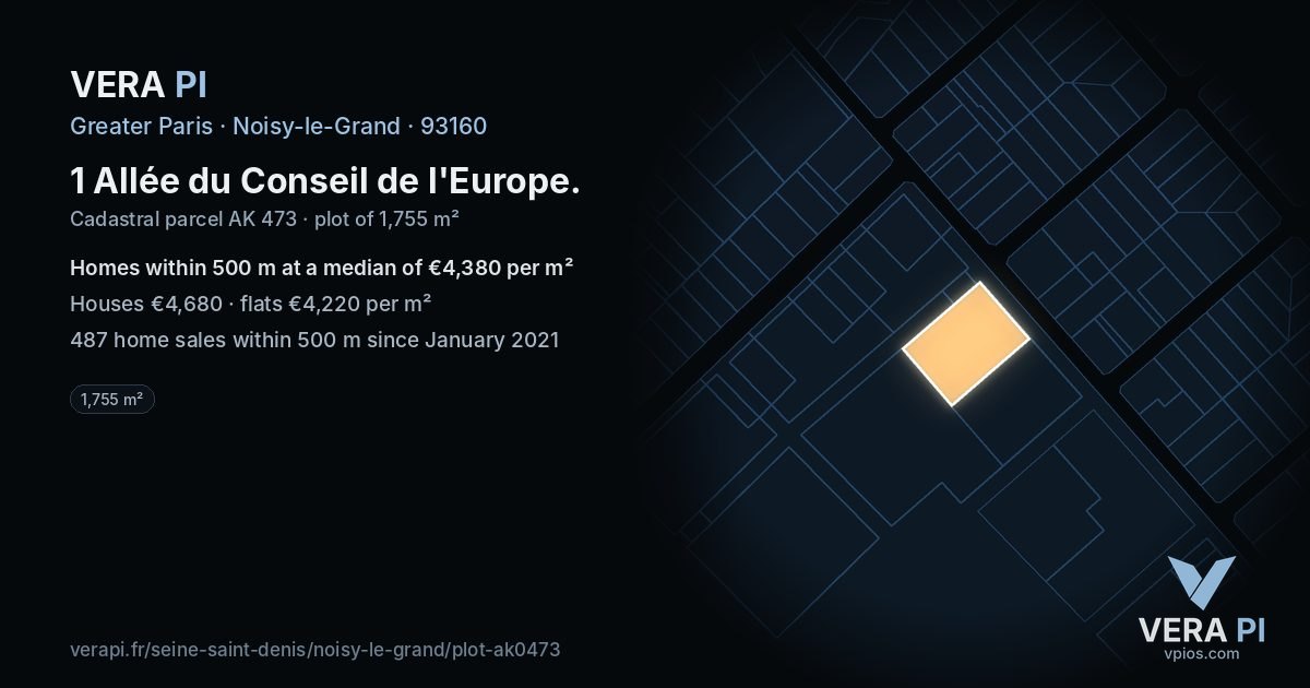 1 Allée du Conseil de l'Europe, Noisy-le-Grand at night – the plot lit, the parcels around coloured by the prices near them