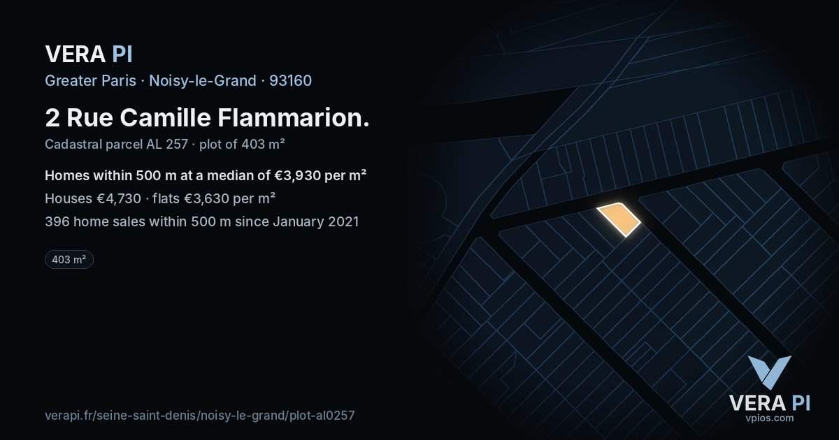 2 Rue Camille Flammarion, Noisy-le-Grand at night – the plot lit, the parcels around coloured by the prices near them